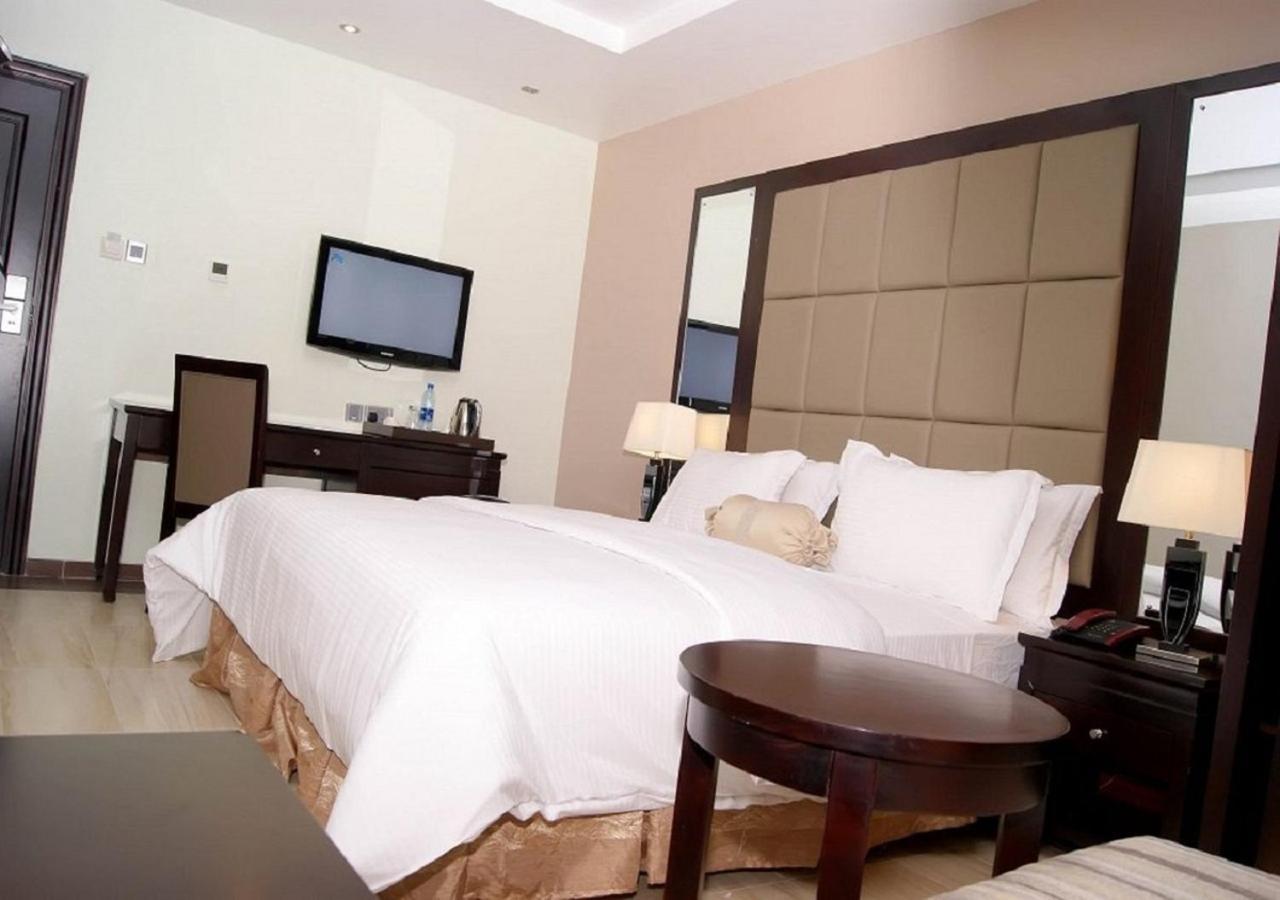 Exel Oriental Hotel & Suites Lagos Exterior foto